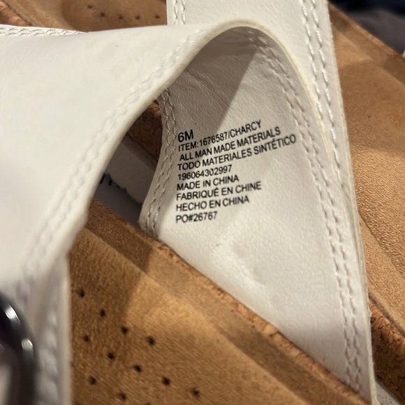 Izod memory foam white woman sandals size 6 - Picture 5 of 7